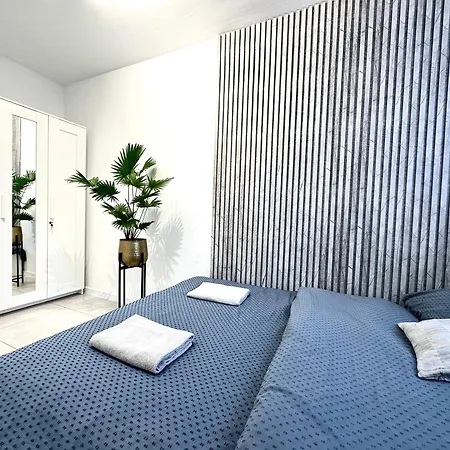 Appartement Moonlight ~ Self Check-in 24 ~ Parking & Lift Wrocław