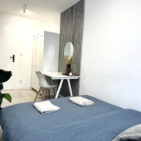 Moonlight ~ Self Check-in 24 ~ Parking & Lift Appartement